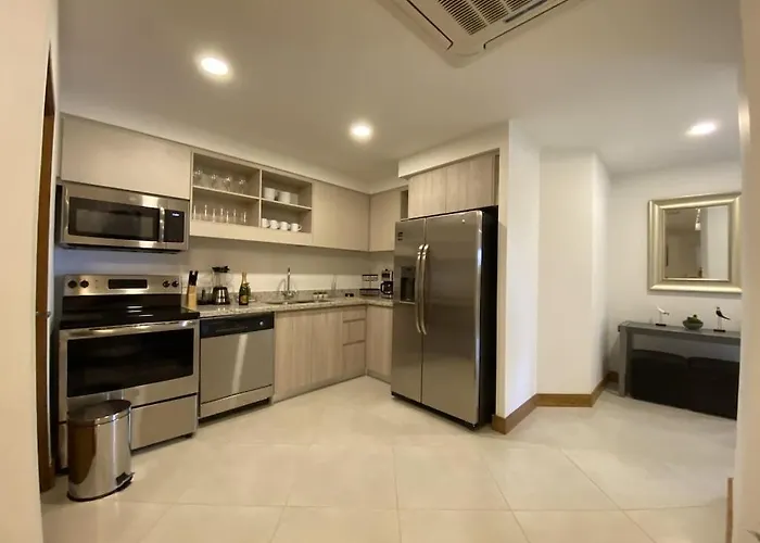 Apartamento ✰upscale 3bdr Condo✰ Incredible Amenities ✰fast Wifi *